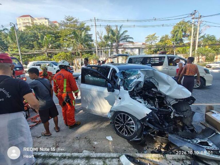 ရန်ကုန်၊ မရမ်းကုန်းမြို့နယ် မင်းဓမ္မလမ်းတွင် EV ကား ၁ စီး အရှိန်မထိန်းနိုင်ဘဲ ဓာတ်တိုင်ကို ဝင်တိုက်မှုဖြစ်ပွားပြီး ၂ ဦးသေဆုံးကာ ၃ ဦး ထိခိုက်ဒဏ်ရာရ